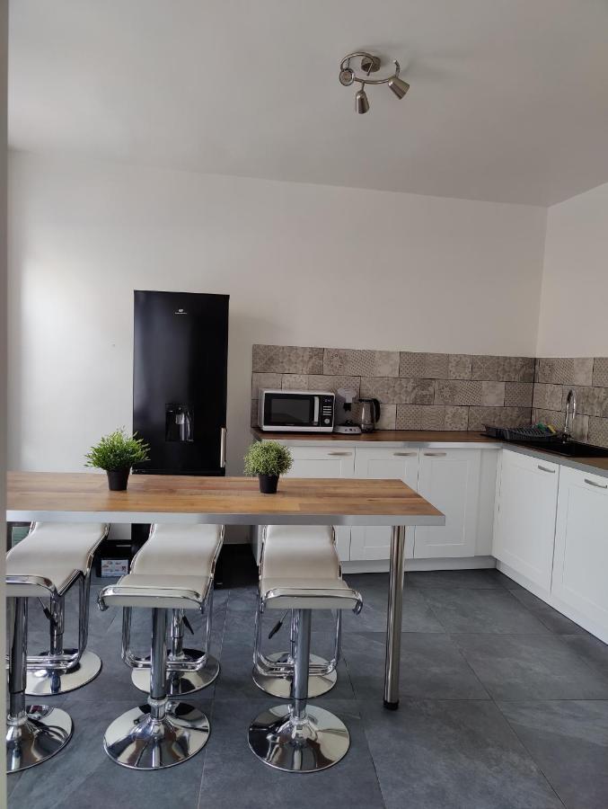 Le Purple, Appartement De Standing En Hypercentre 사르게민즈 외부 사진