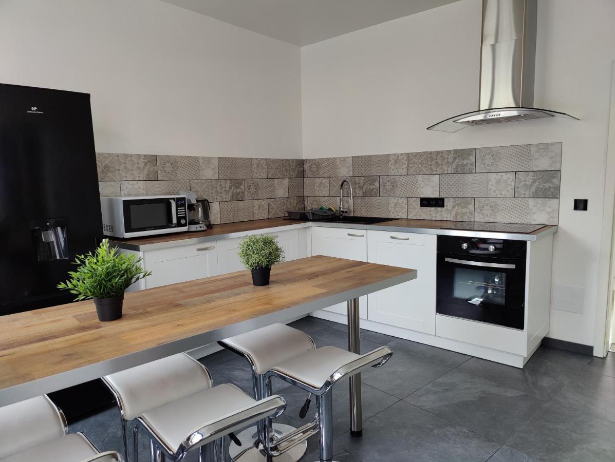 Le Purple, Appartement De Standing En Hypercentre 사르게민즈 외부 사진